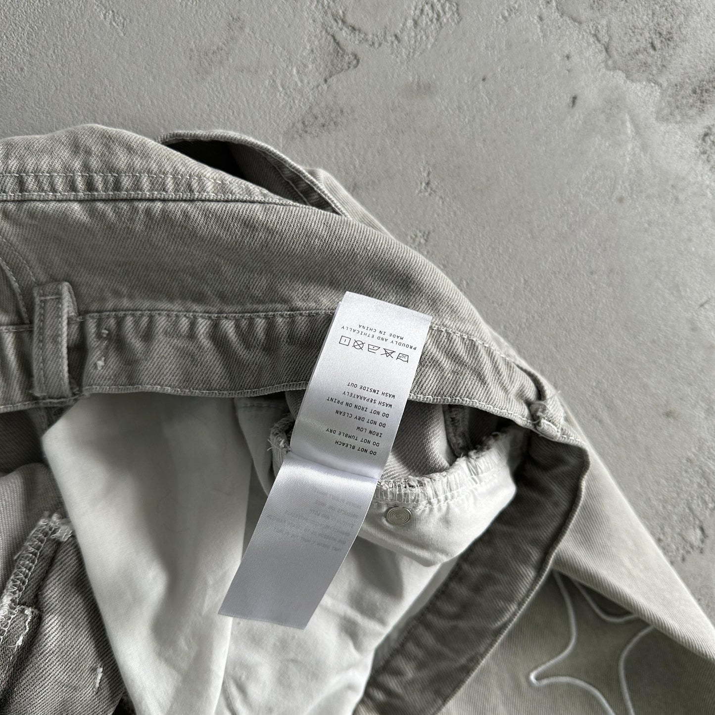 Broken P White Star Pants