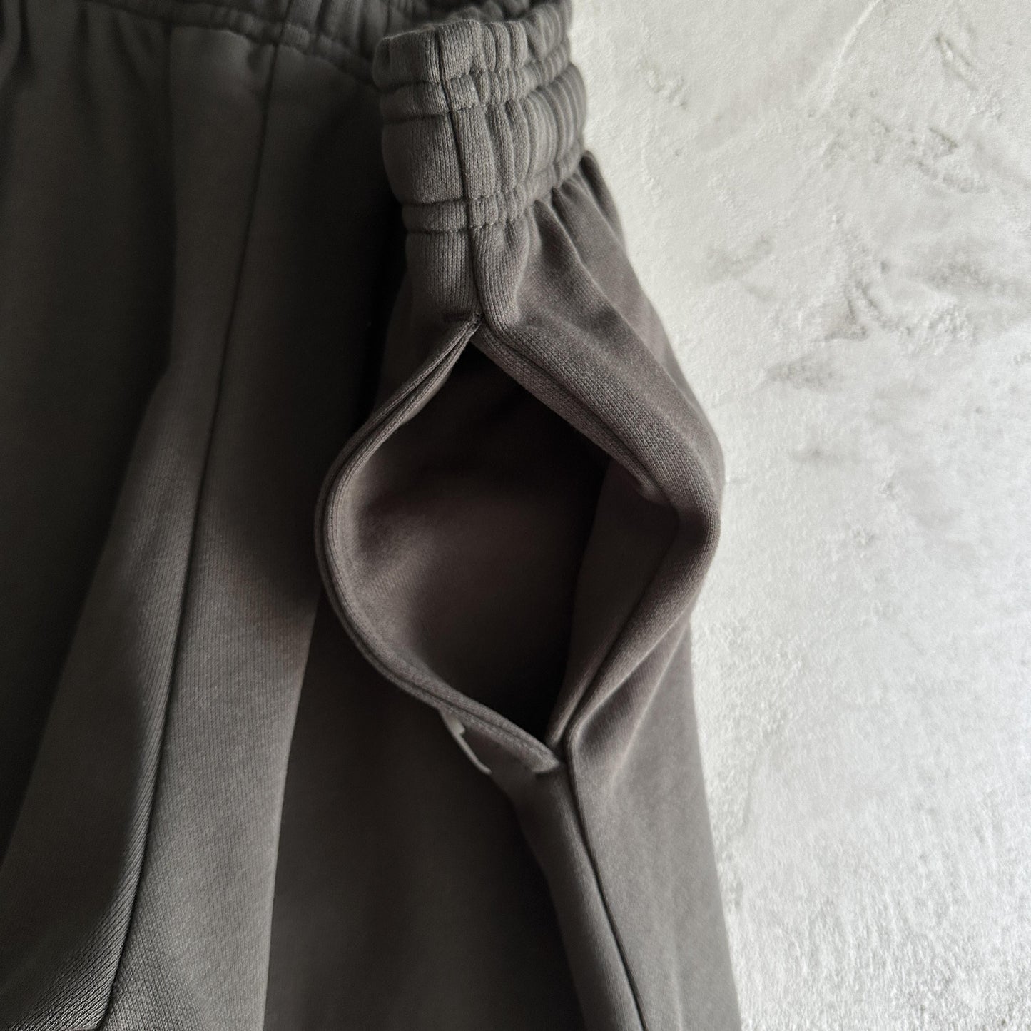 Broken P basics  joggers