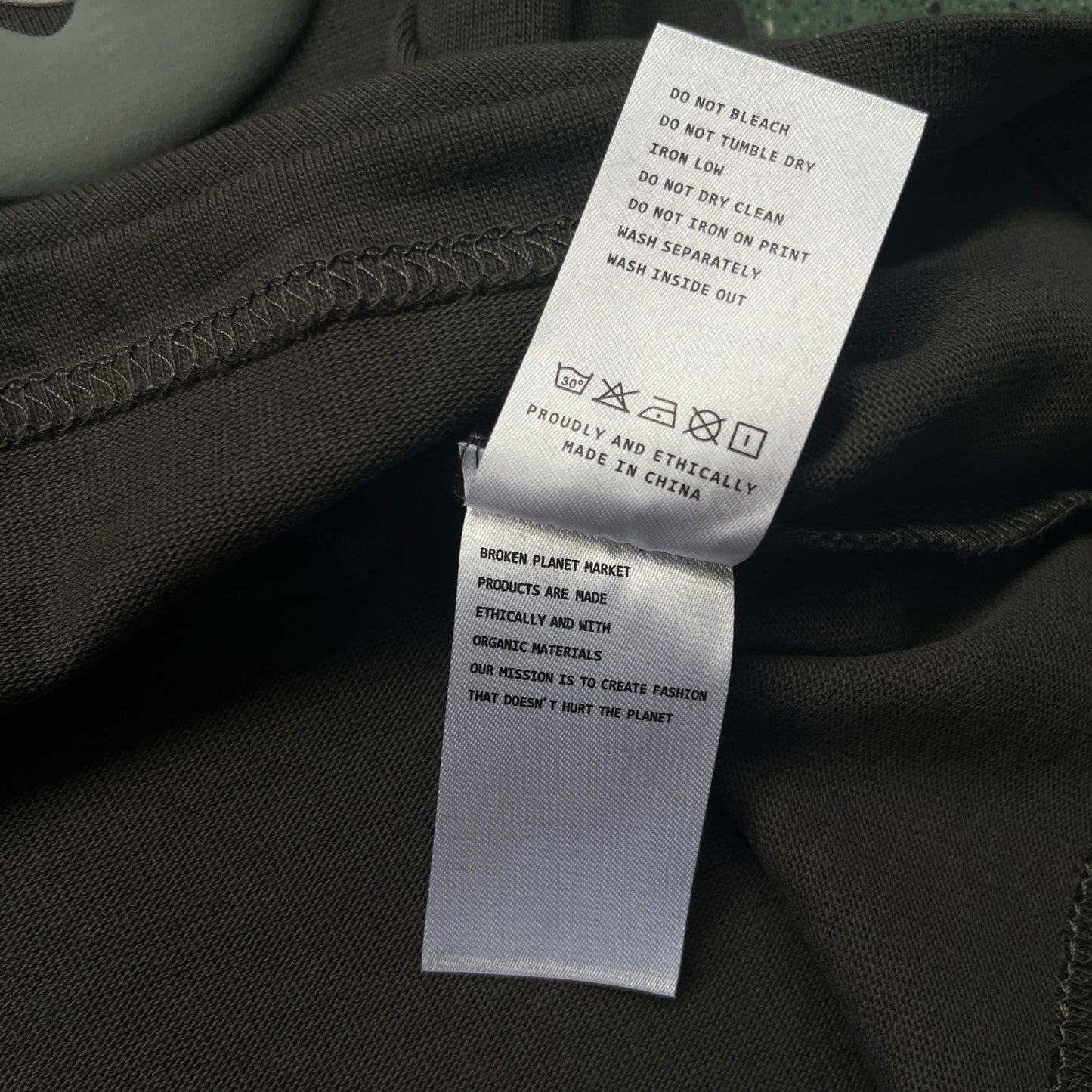 Broken P Cosmic peaks Tshirt