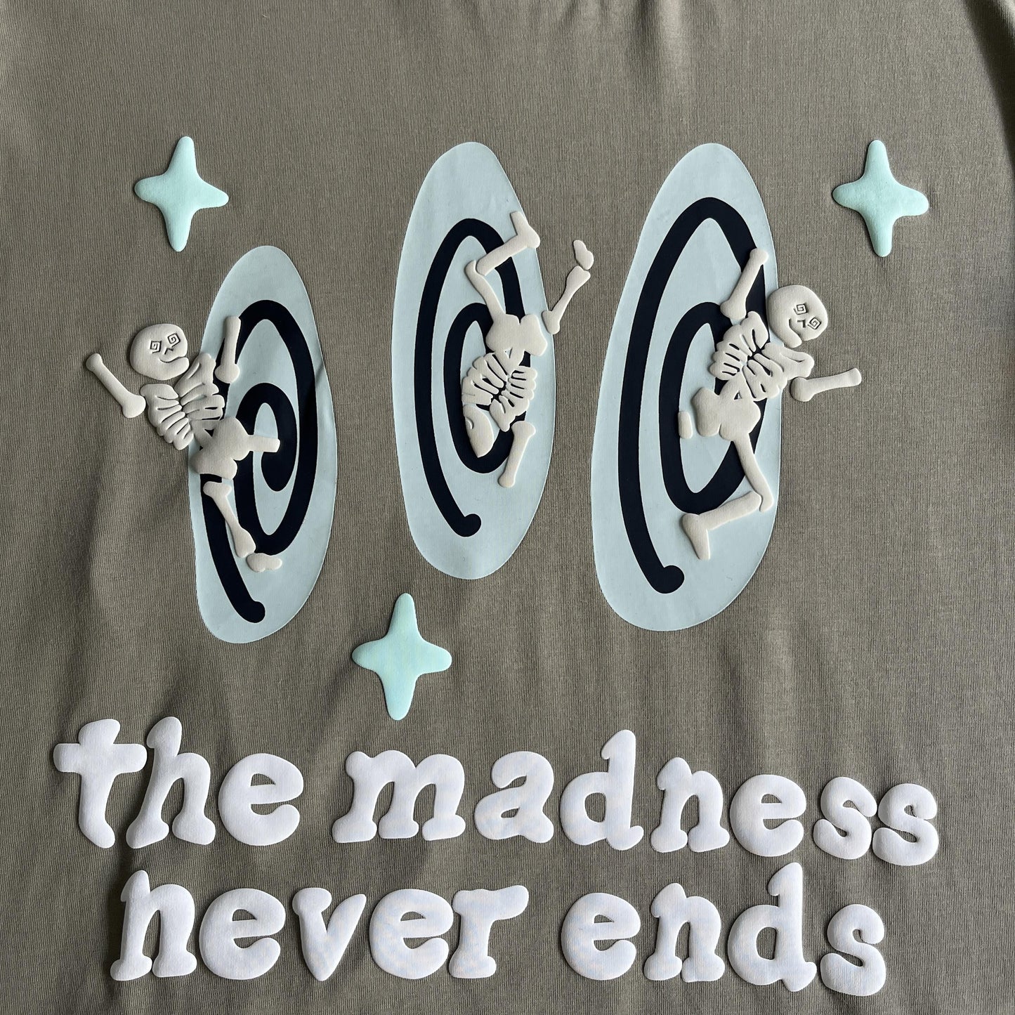 Broken P Three Skull Space TShirt