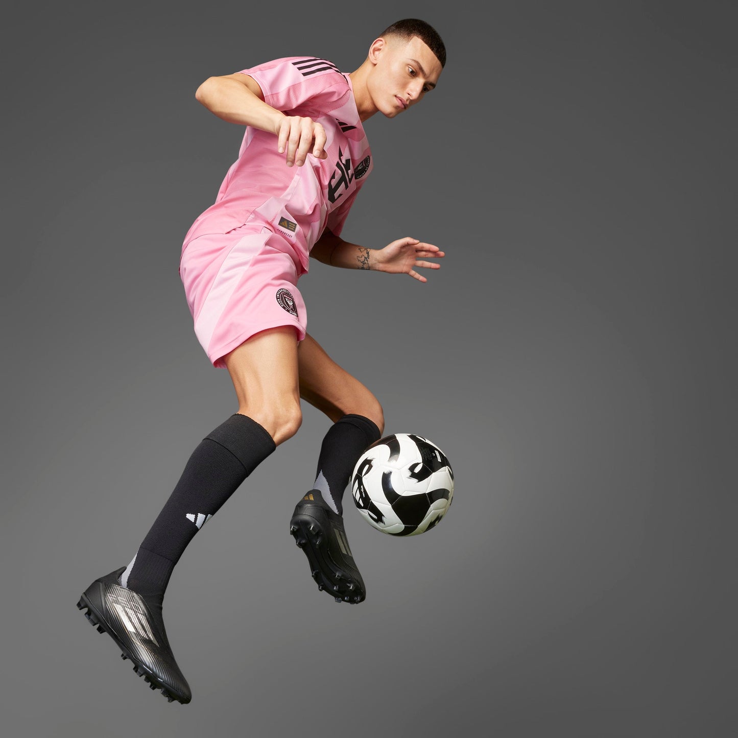 adidas INTER MIAMI CF 25/26 MESSI AUTHENTIC HOME Soccer Jersey | Easy Pink | Men's