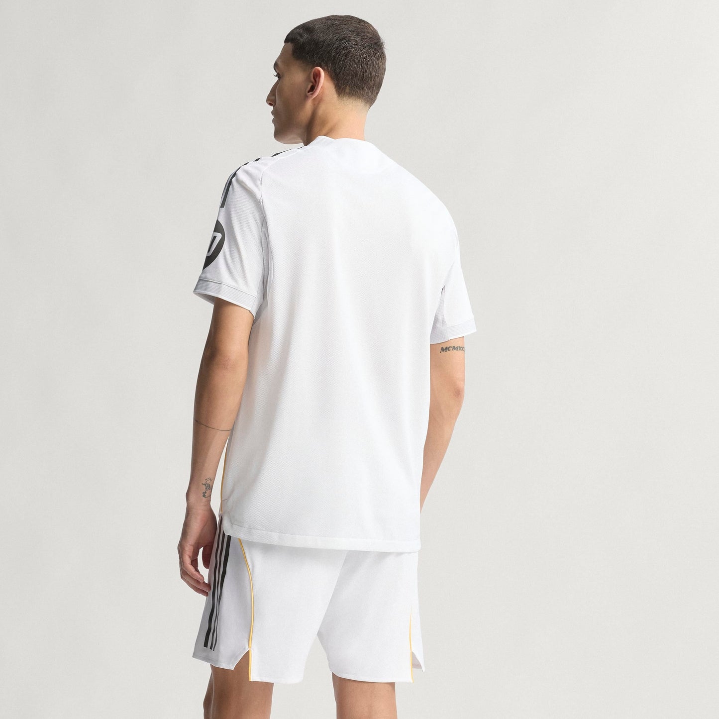 adidas REAL MADRID 25/26 Authentic Home Soccer Jersey | White | Men's