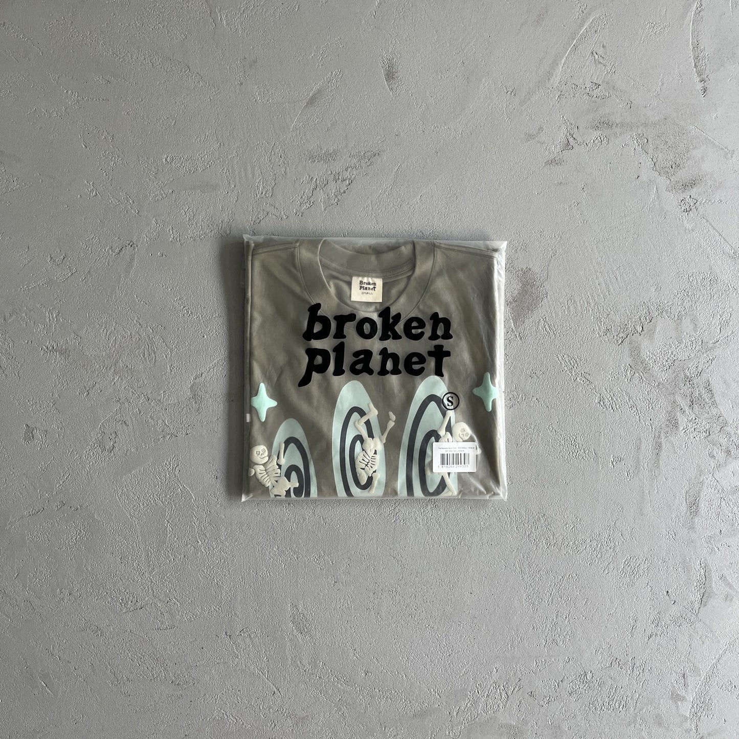 Broken P Three Skull Space TShirt