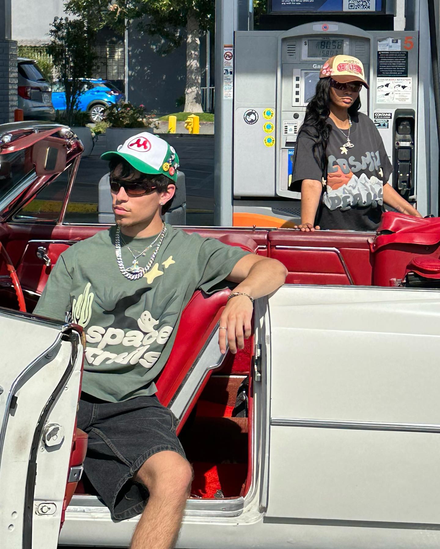 Broken P Cosmic peaks Tshirt